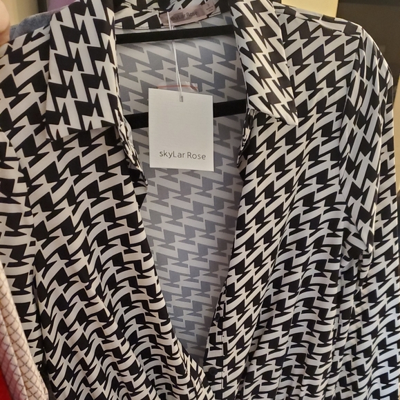 NWT Zurich Button Down Houndstooth Bodysuit - Picture 2 of 6